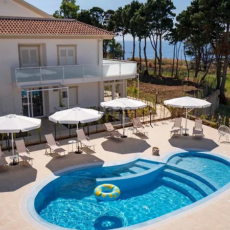 Residenza Gabbaturco Mare E Aeroporto Senza Auto * Santa Domenica (Vibo Valentia)